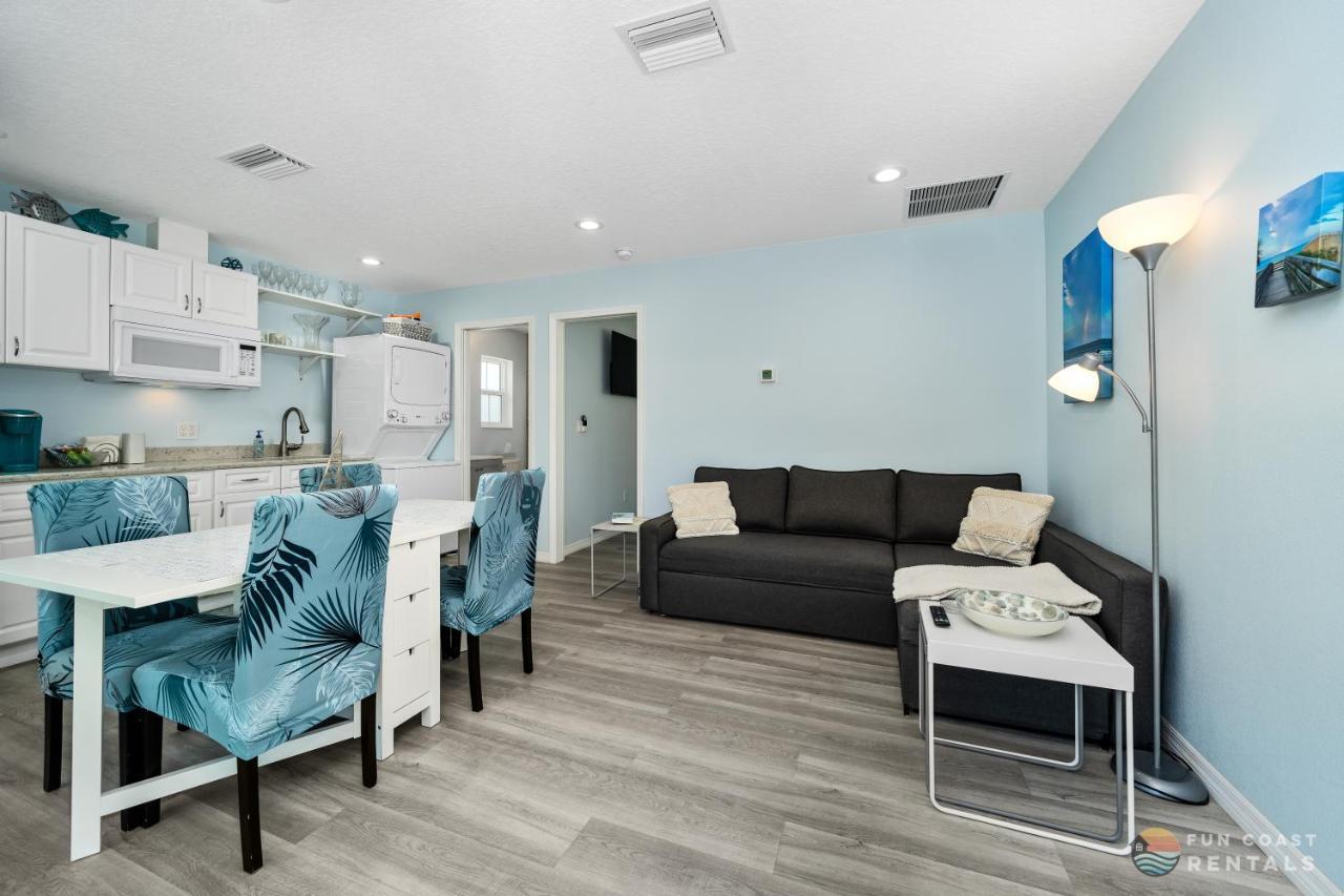 Dog Friendly Loft Steps From Beach With Gas Barbecue Grill And Upstairs Deck! Нью-Смірна-Біч Екстер'єр фото